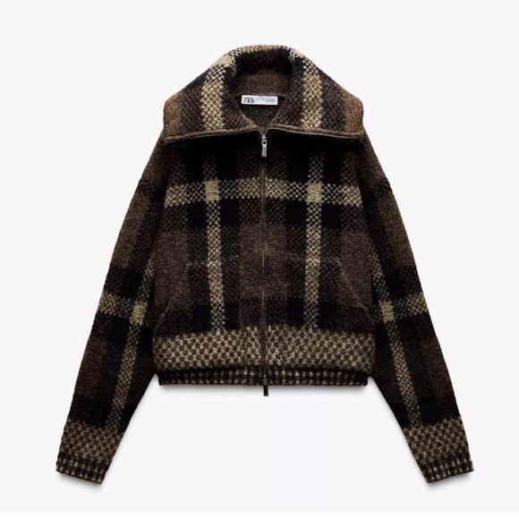 Zara Sweaters - Zara checkered knit bomber jacket